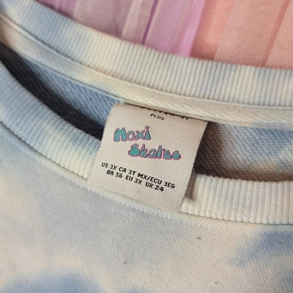 Moxi Rollerskates F21 Crop Sweater 3X - Picture 5 of 5